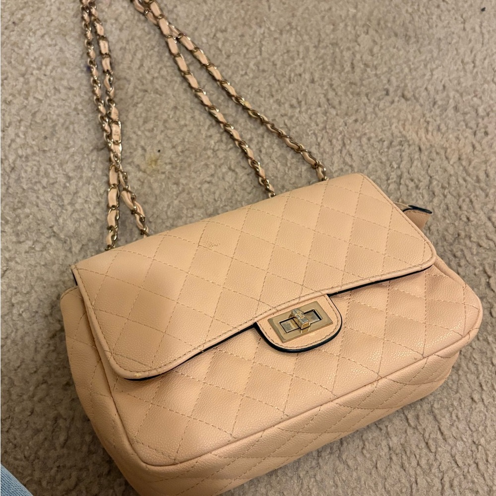 Quilted Beige Chain Shoulder Bag